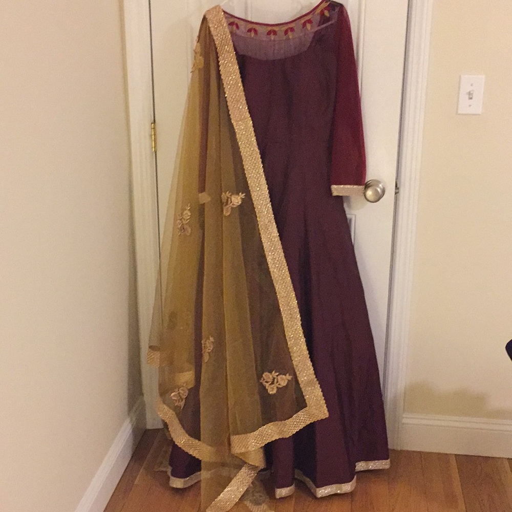 Floor length grown/ anarkali / Indian dress (s/m)